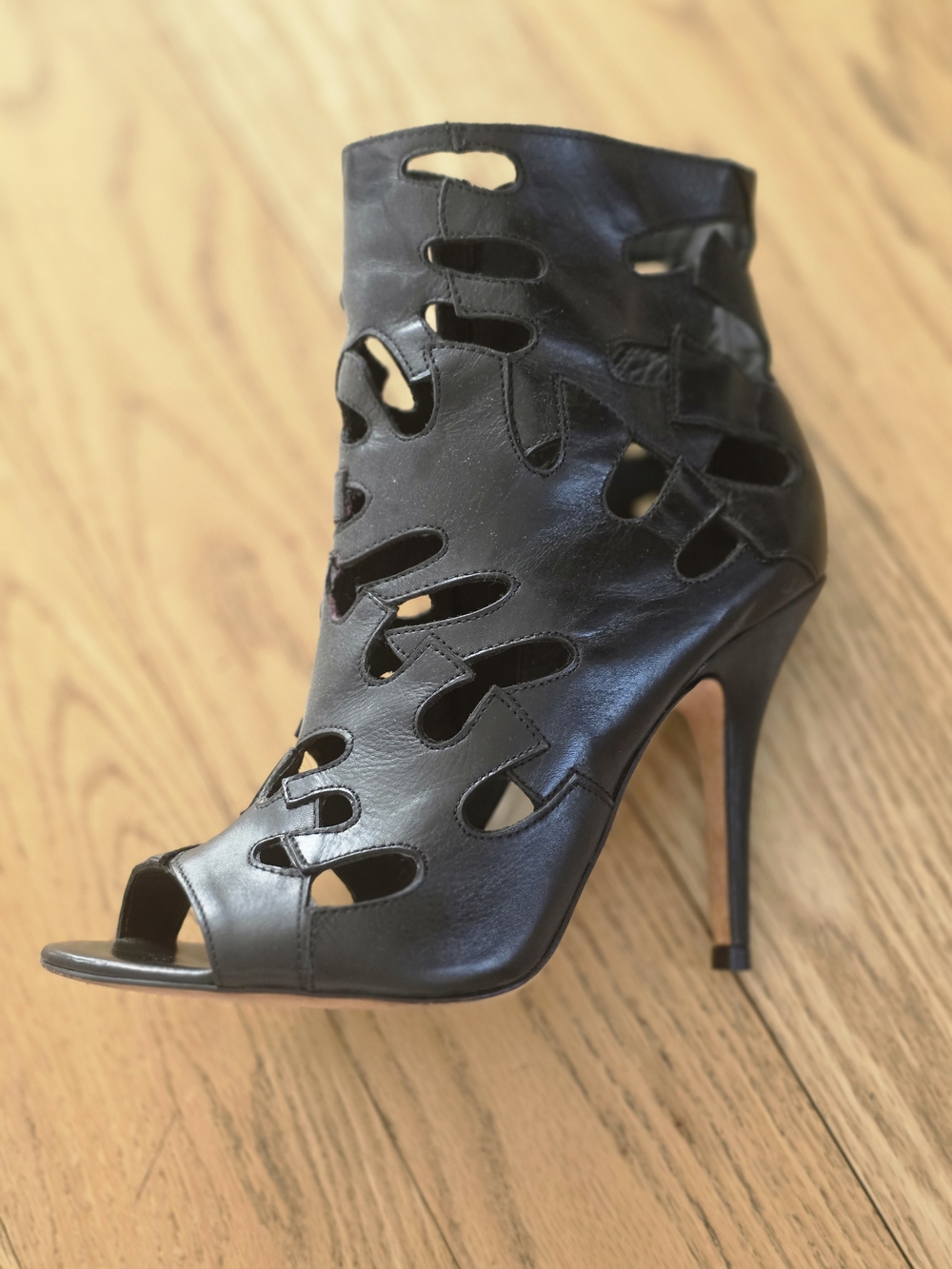 Diane Von Furstenberg Black Cutout Peep-Toe Stiletto Bootie